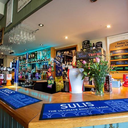 The Beacon & Railway Hotel Stonehouse  Bagian luar foto