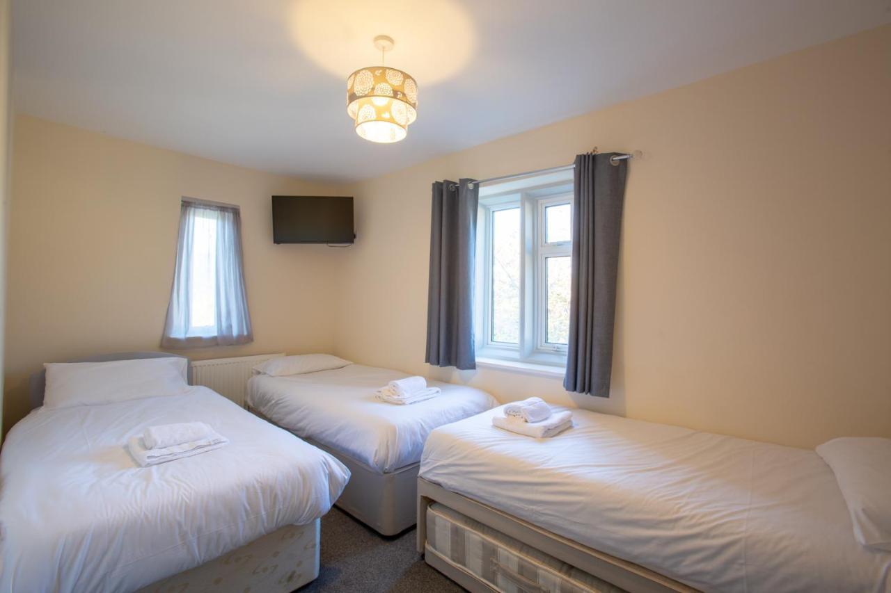 The Beacon & Railway Hotel Stonehouse  Bagian luar foto