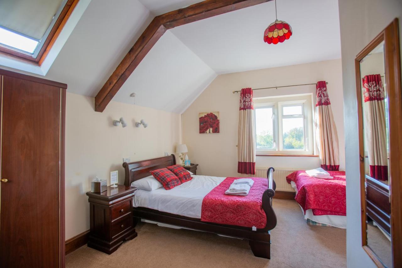 The Beacon & Railway Hotel Stonehouse  Bagian luar foto